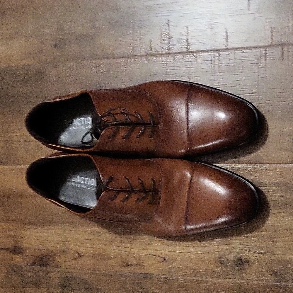 Kenneth Cole Reaction 10.5 Men's Brown dress shoes
